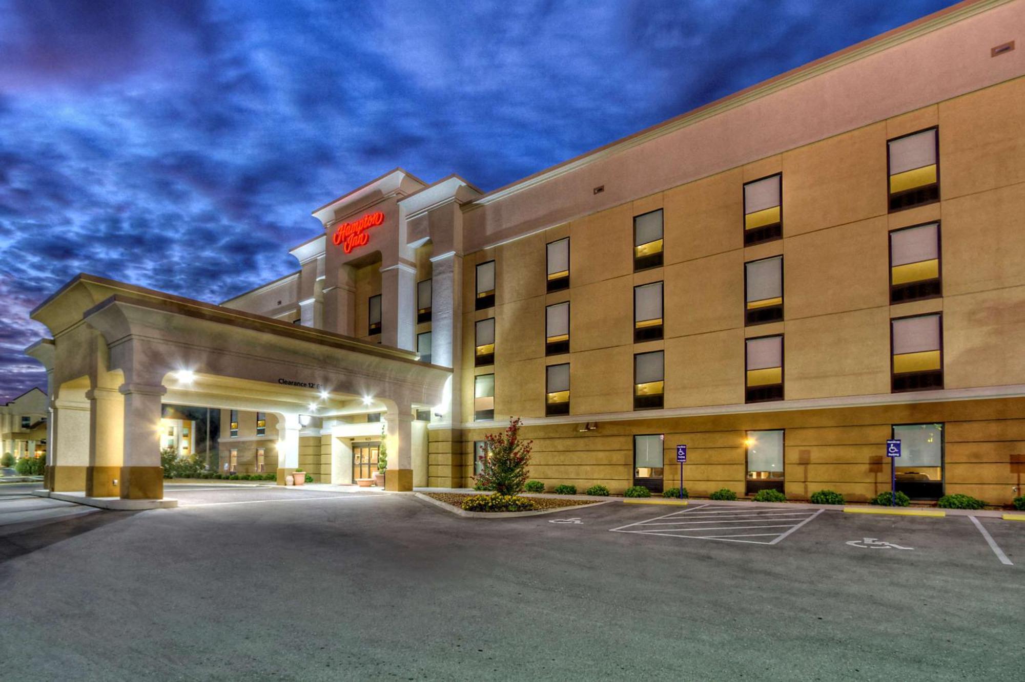 Hampton Inn Куквилл Экстерьер фото