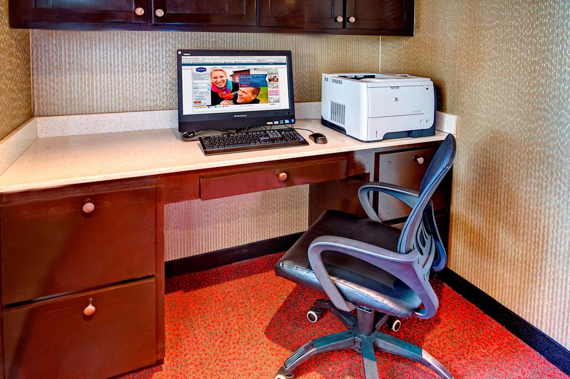 Hampton Inn Куквилл Экстерьер фото