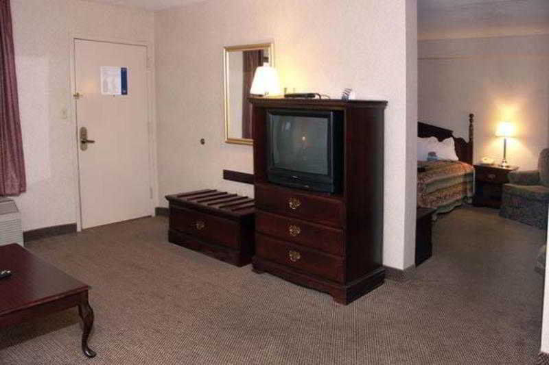 Hampton Inn Куквилл Экстерьер фото
